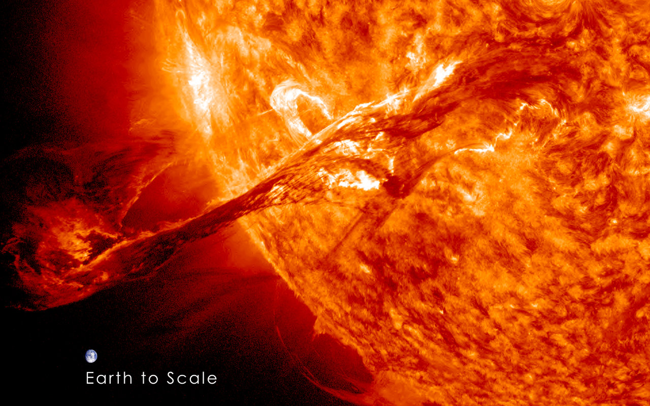 Magnificent_CME_Erupts_on_the_Sun_with_Earth_to_Scale